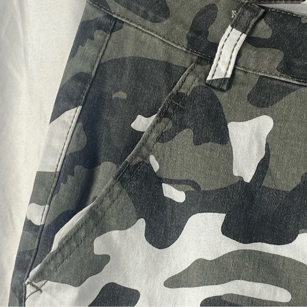 American Bazi Women’s Camouflage Cargo Joggers Pants Size Large - Picture 9 of 16